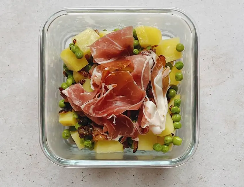 Guisantes con jamón caseros
