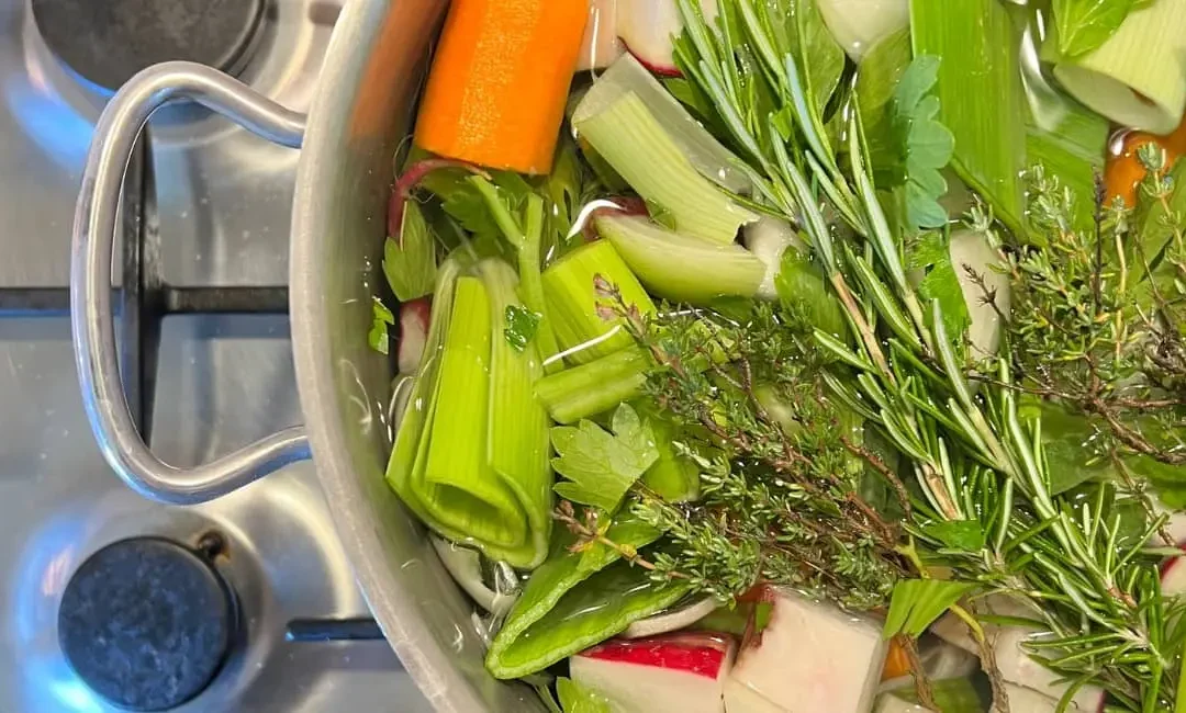 CALDO DIURÉTICO PARA TOMAR CALIENTE O FRÍO