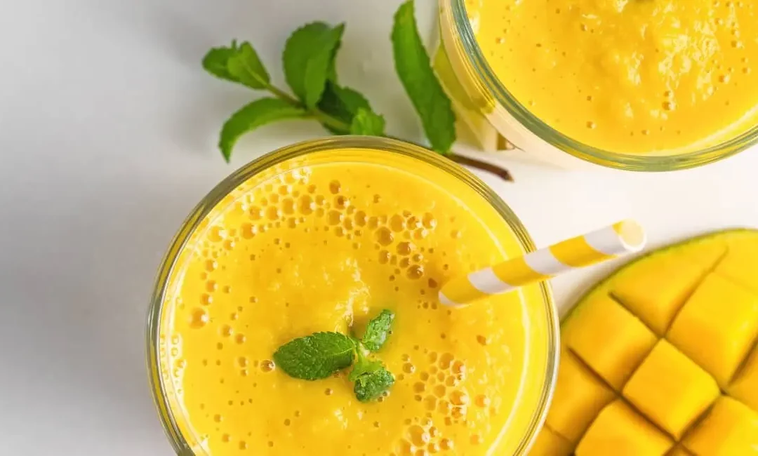LASSI DE MANGO Y PLÁTANO
